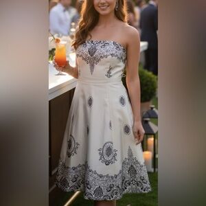 White House Black Market. Size 12